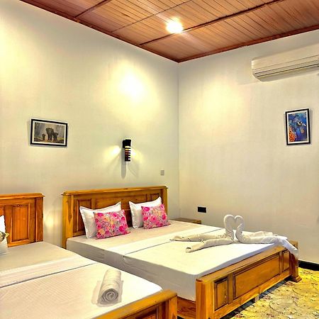 Hotel Cozy House Udawalawe Exterior foto