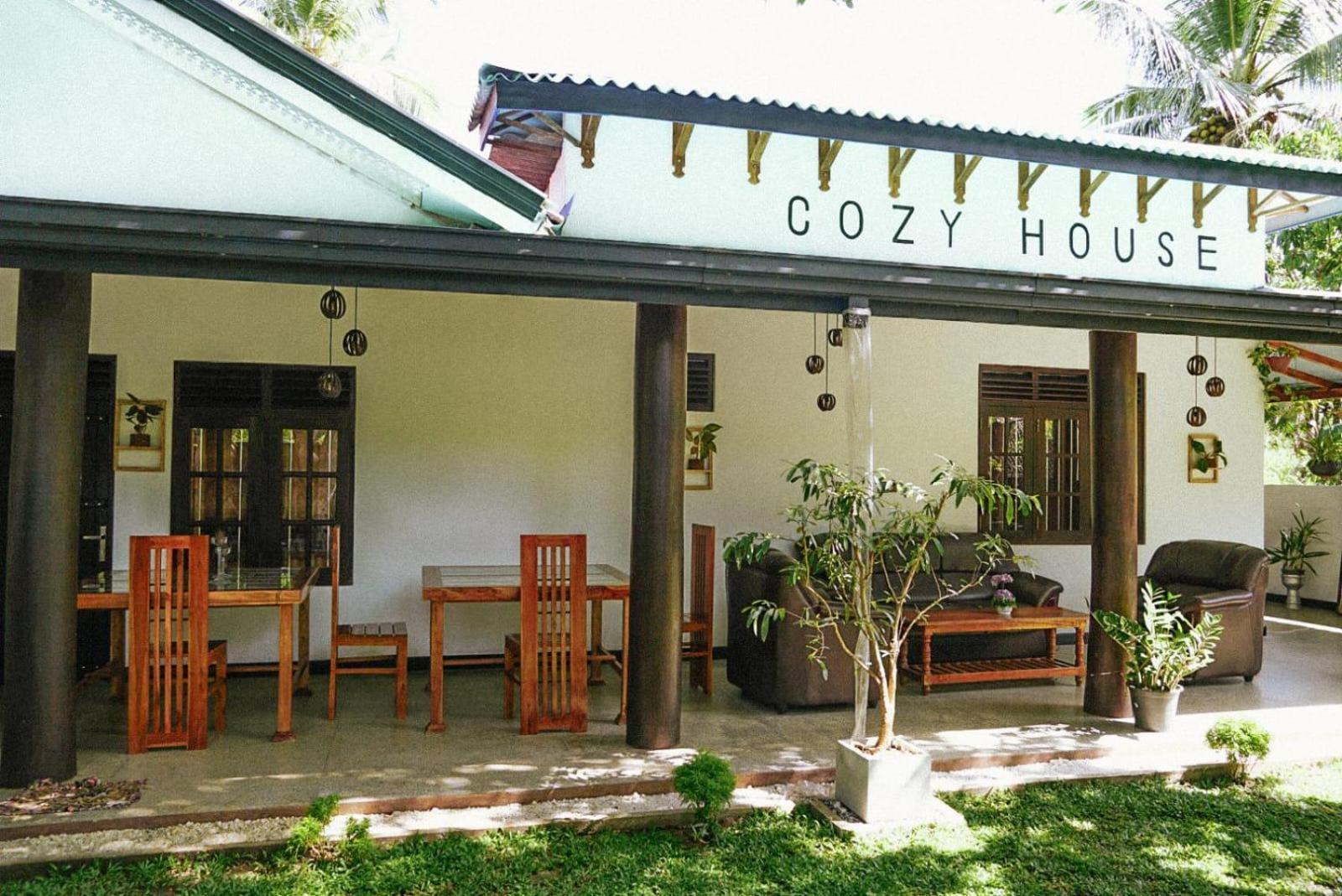 Hotel Cozy House Udawalawe Exterior foto